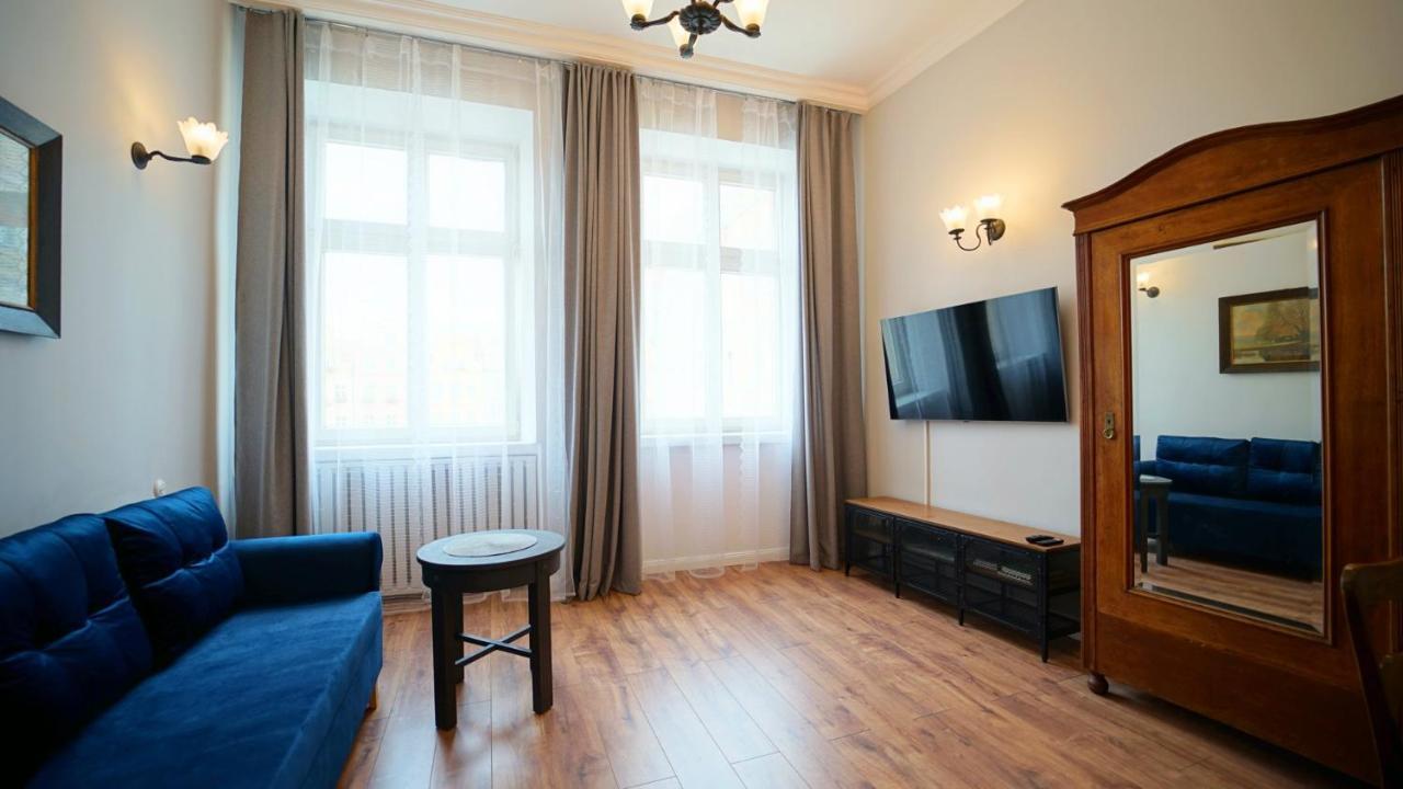Apartamenty Everysky - Plac Ratuszowy 51 옐레니아구라 외부 사진