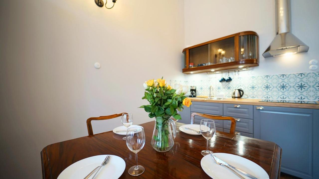 Apartamenty Everysky - Plac Ratuszowy 51 옐레니아구라 외부 사진